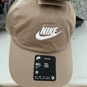Nike Beige Club Cap M/L